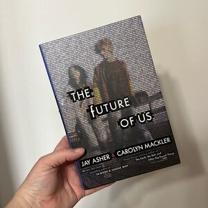 5 for $20 - The future of us book by Jay Asher and Carolyn Mackler